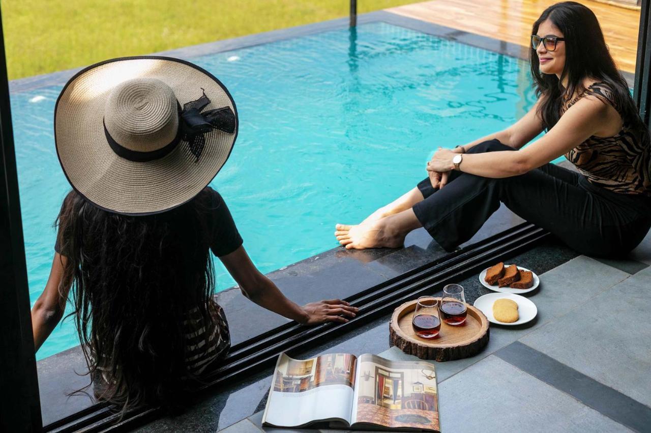 Two Villa By Stayvista With Infinity Pool, Farm & Mountain Views, Modern Interiors Karjat Exterior foto